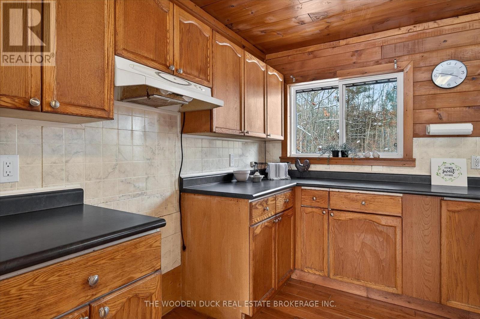 6600 Hwy 7 Highway, Havelock-Belmont-Methuen (Belmont-Methuen), ON - Indoor Photo Showing Kitchen