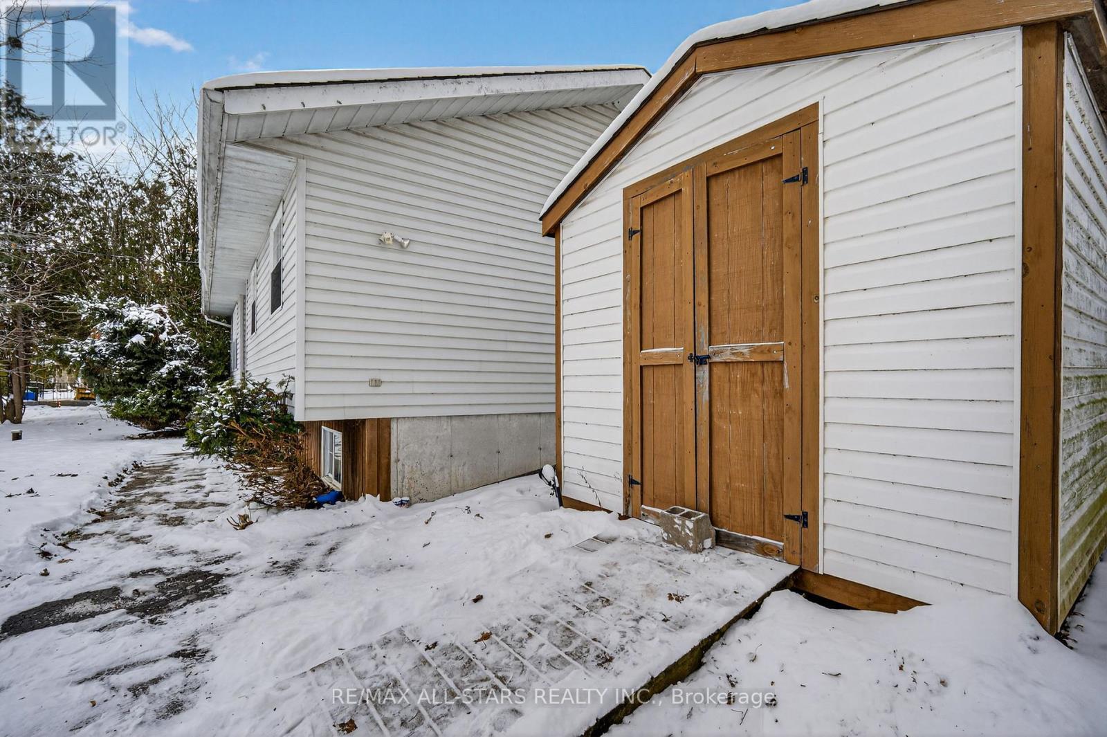 13 Colborne Street N, Kawartha Lakes (Omemee), ON - Outdoor With Exterior