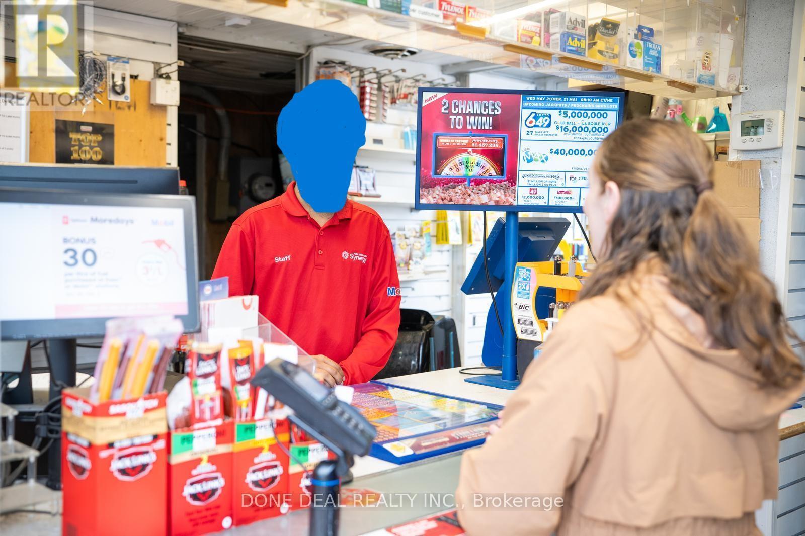 640 Pembroke Street W, Pembroke, ON