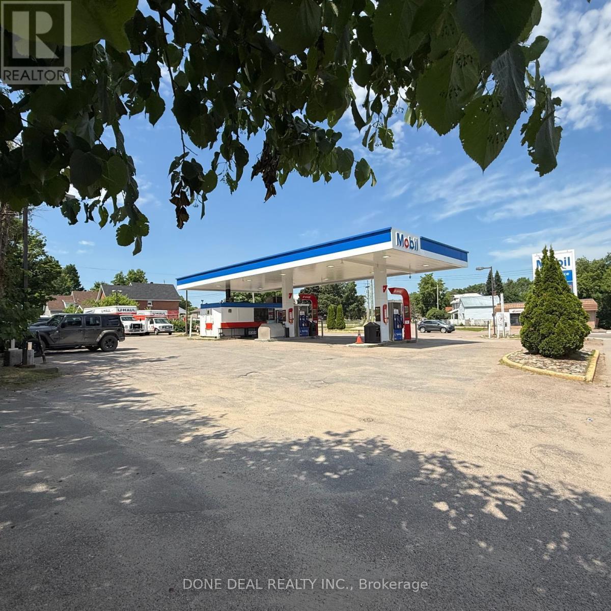 640 Pembroke Street W, Pembroke, ON