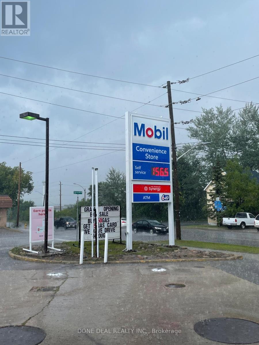 640 Pembroke Street W, Pembroke, ON