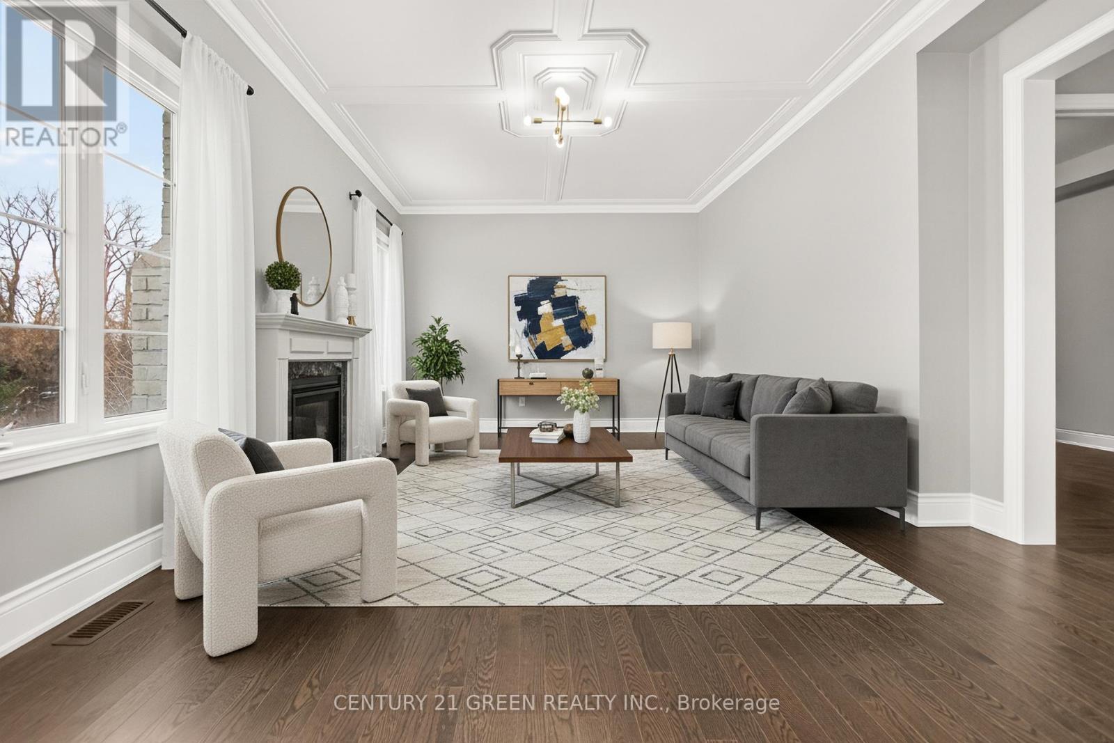 219 Humphrey Street, Hamilton, ON - Indoor Photo Showing Living Room With Fireplace