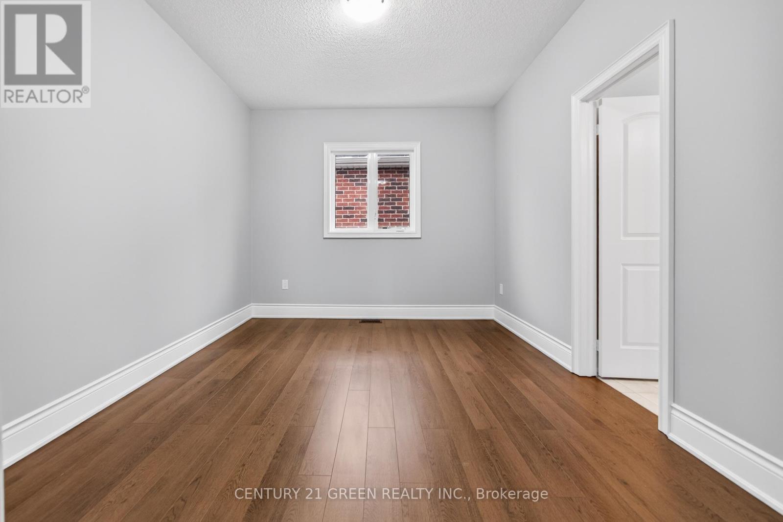 219 Humphrey Street, Hamilton, ON - Indoor Photo Showing Other Room