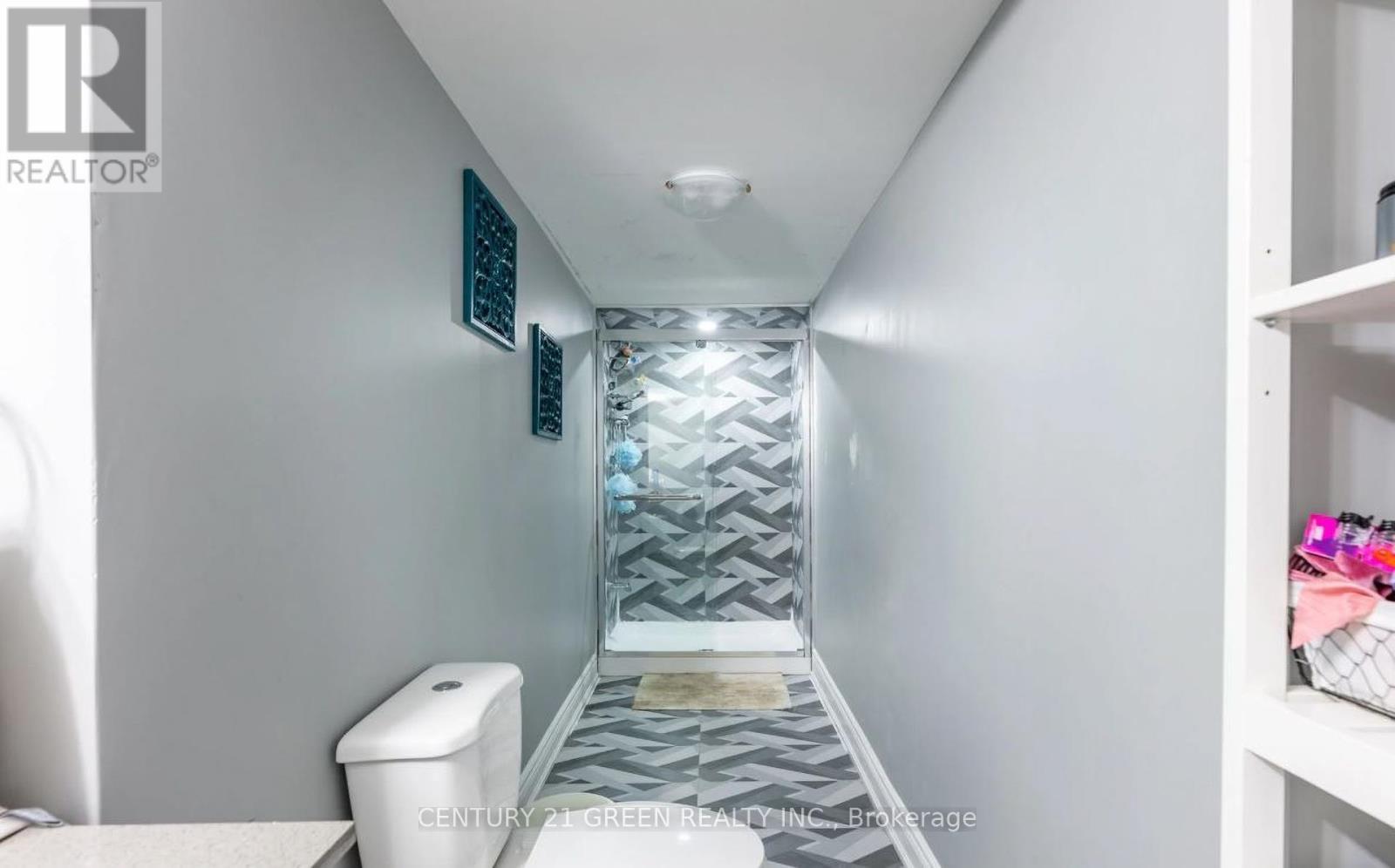 219 Humphrey Street, Hamilton, ON - Indoor