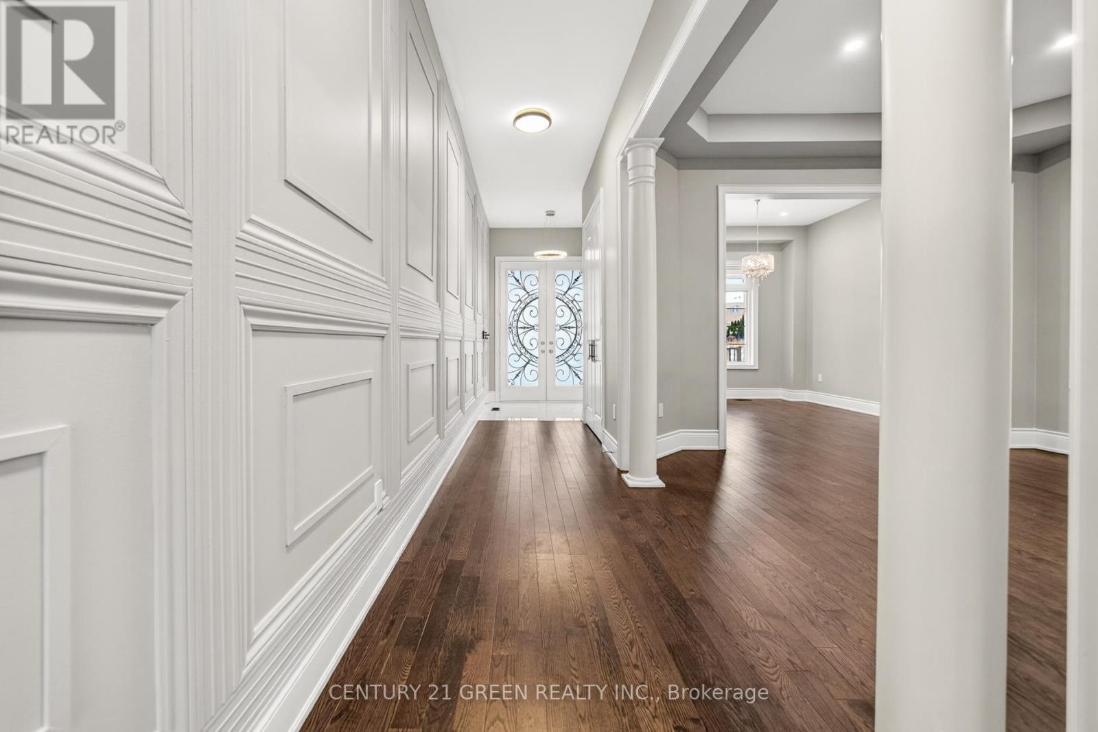 219 Humphrey Street, Hamilton, ON - Indoor Photo Showing Other Room