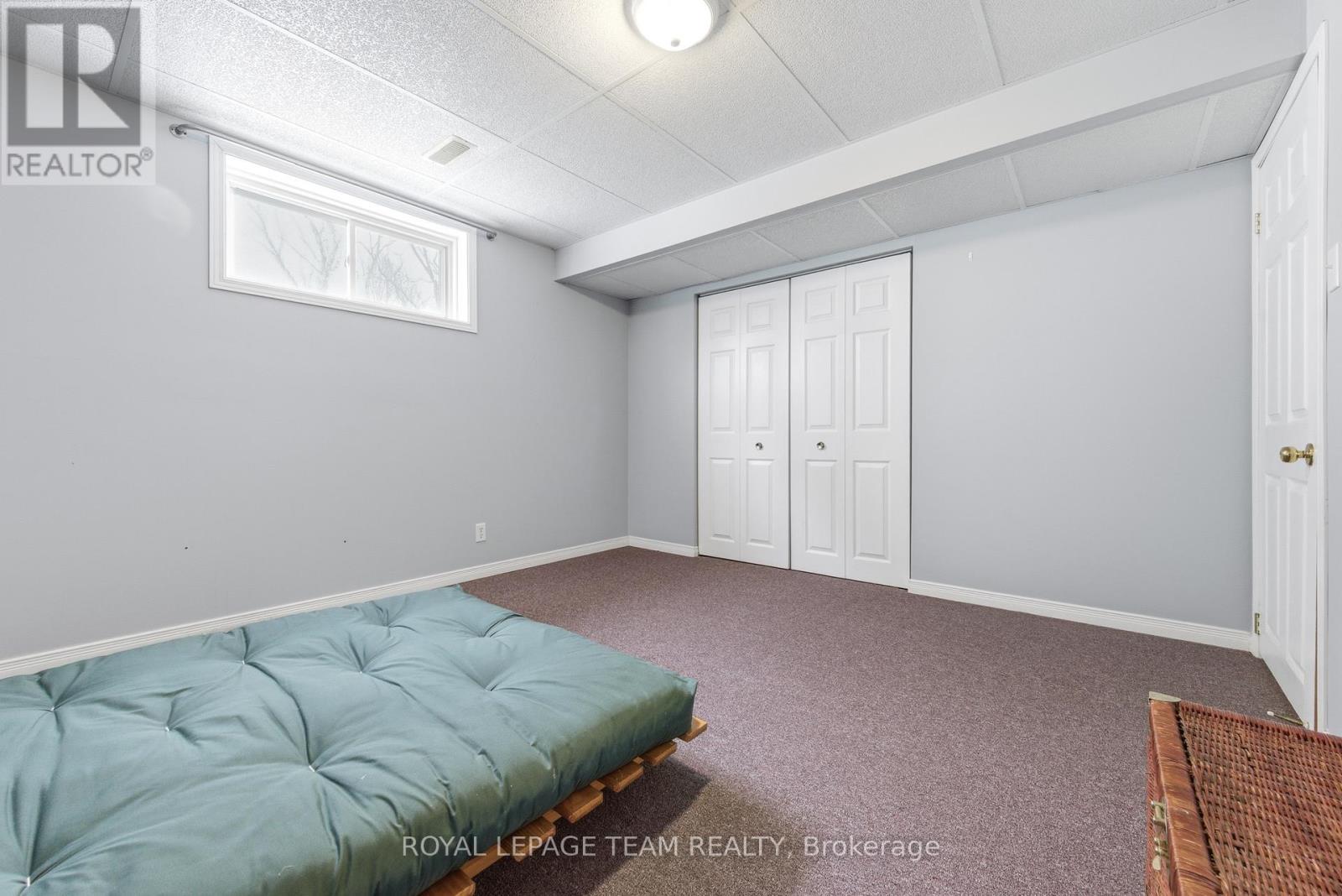 451 Mayhew Street, Renfrew, ON - Indoor