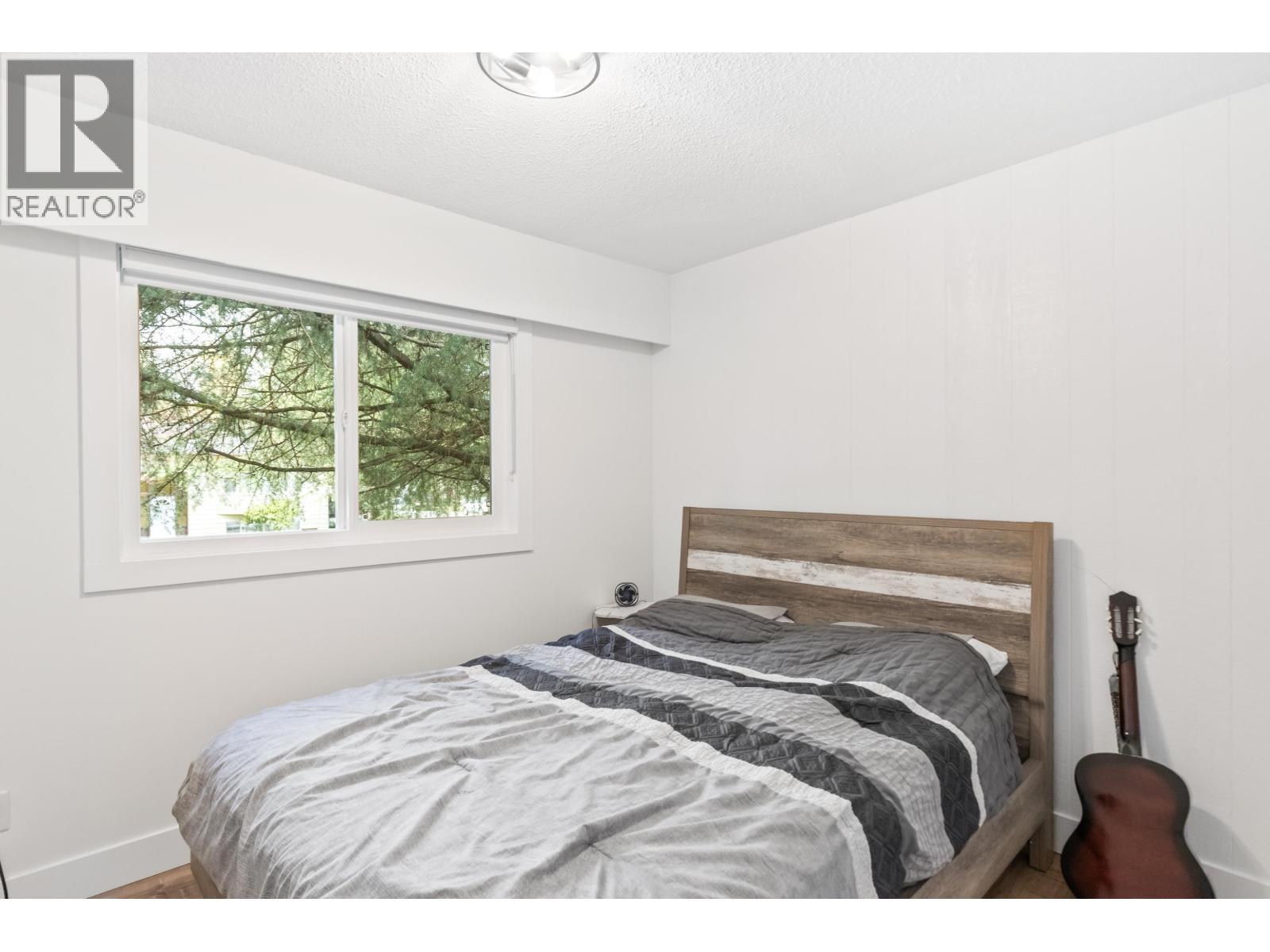21099 Berry Avenue, Maple Ridge, BC - Indoor Photo Showing Bedroom