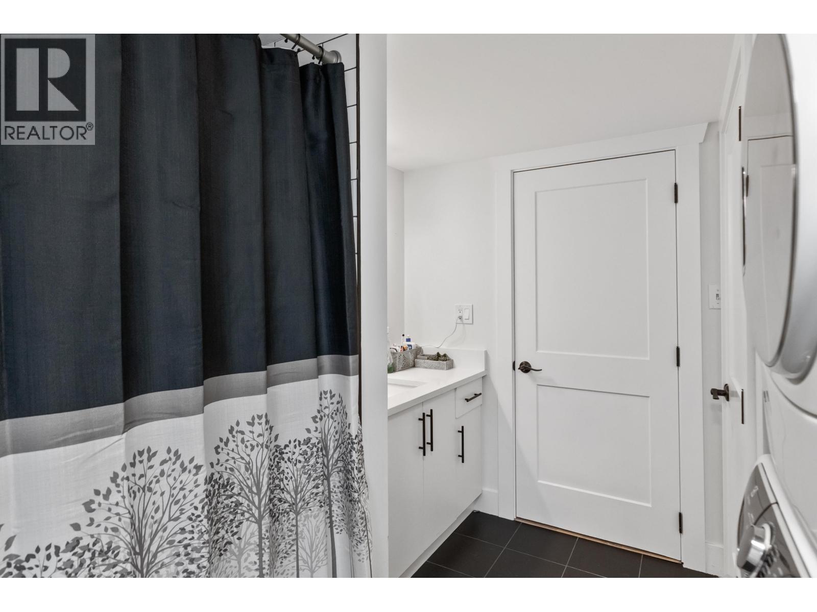 21099 Berry Avenue, Maple Ridge, BC - Indoor Photo Showing Other Room