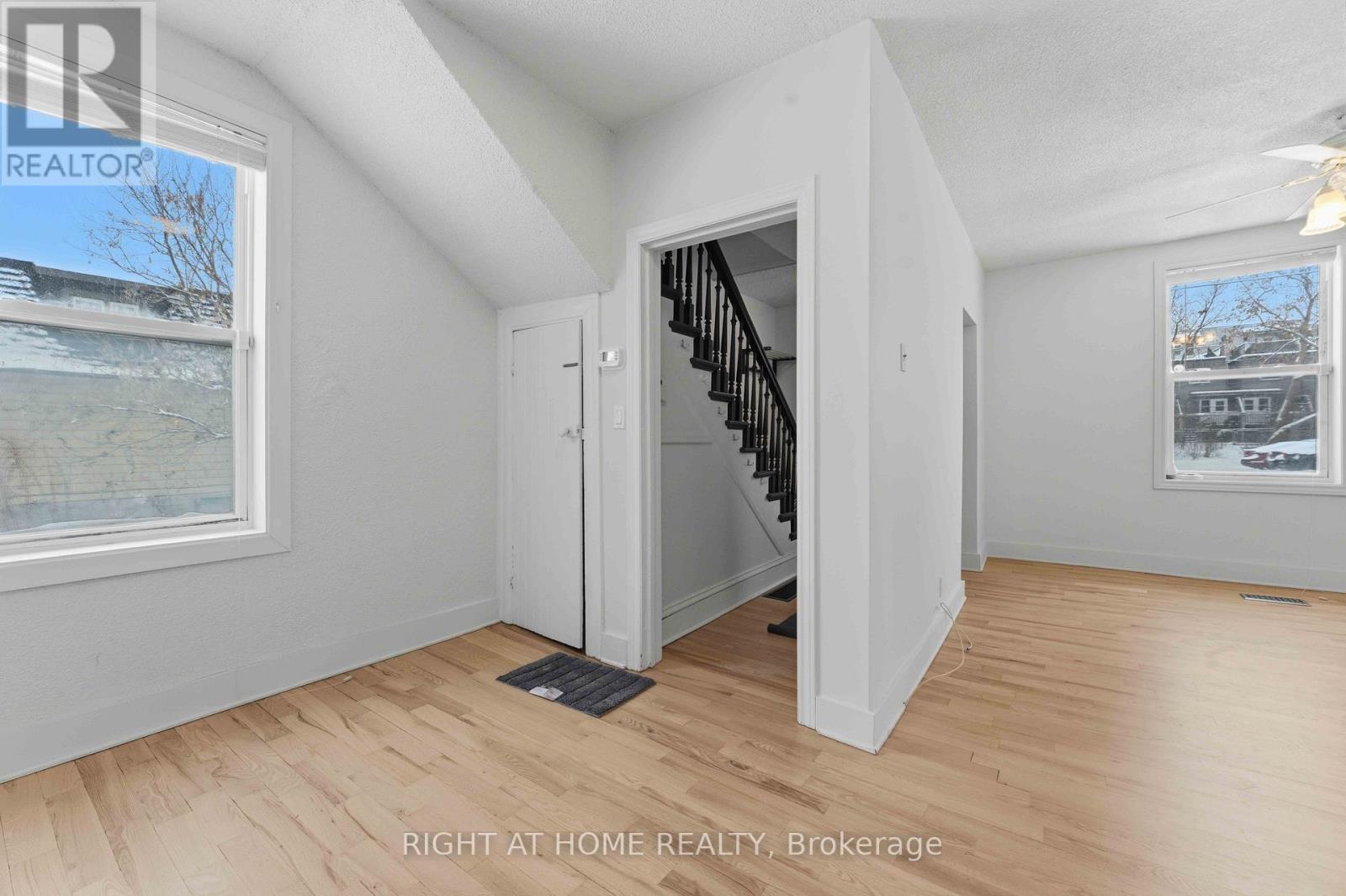 71 Carruthers Avenue, Ottawa, ON - Indoor Photo Showing Other Room