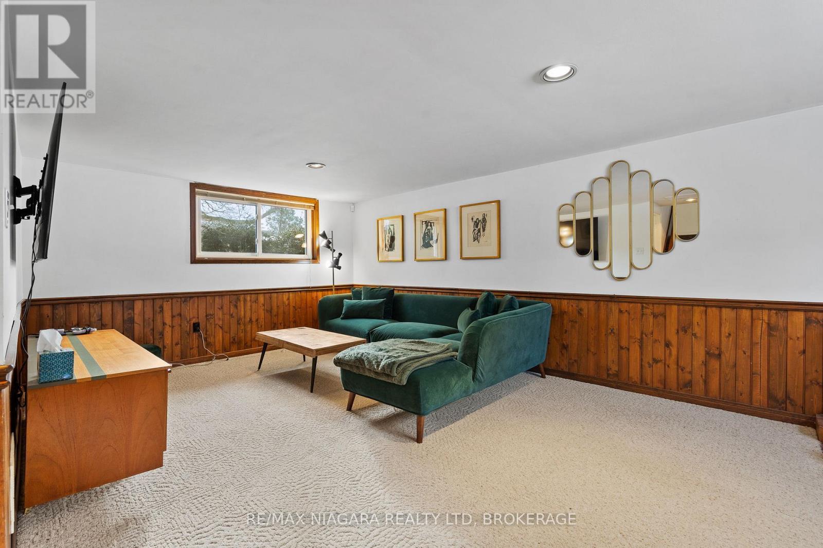 305 Centre Street, Niagara-On-The-Lake (Town), ON - Indoor