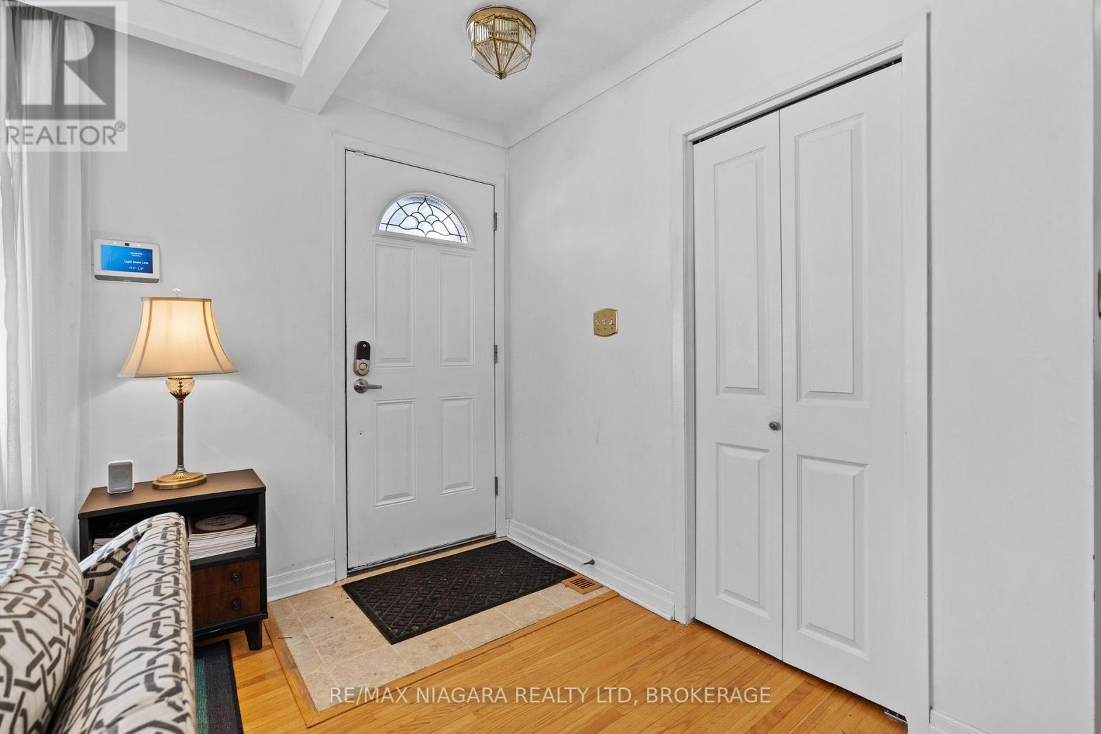 305 Centre Street, Niagara-On-The-Lake (Town), ON - Indoor Photo Showing Other Room