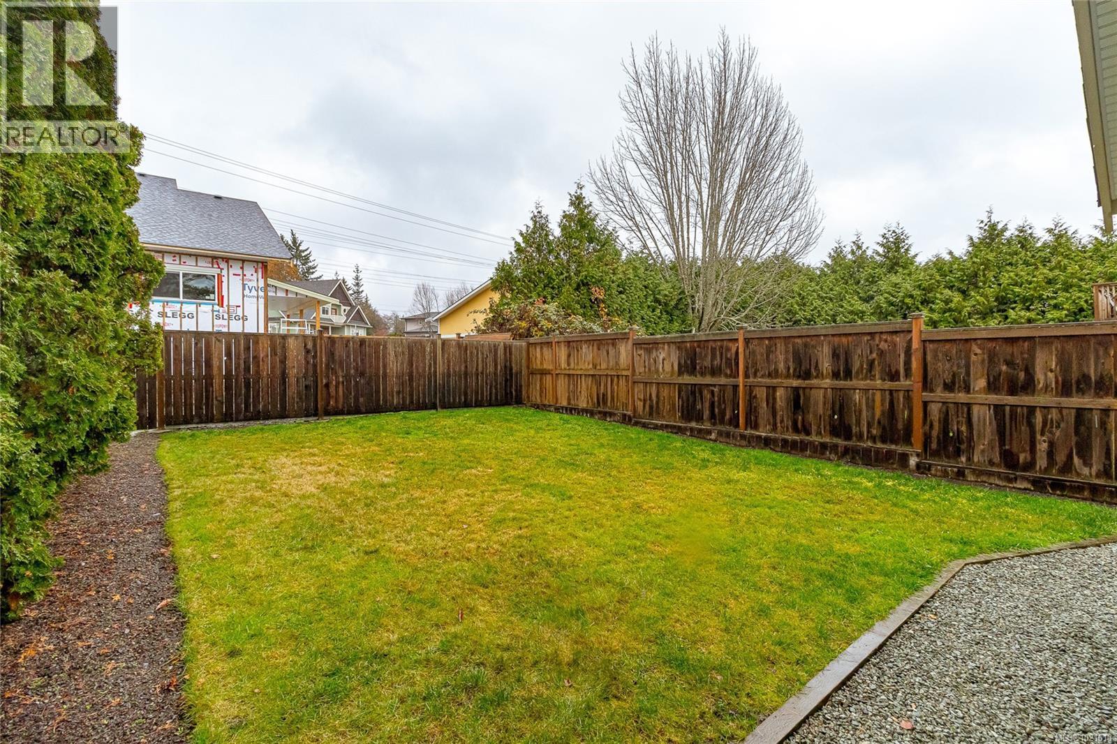 7906 Patterson Rd, Central Saanich, BC - Outdoor