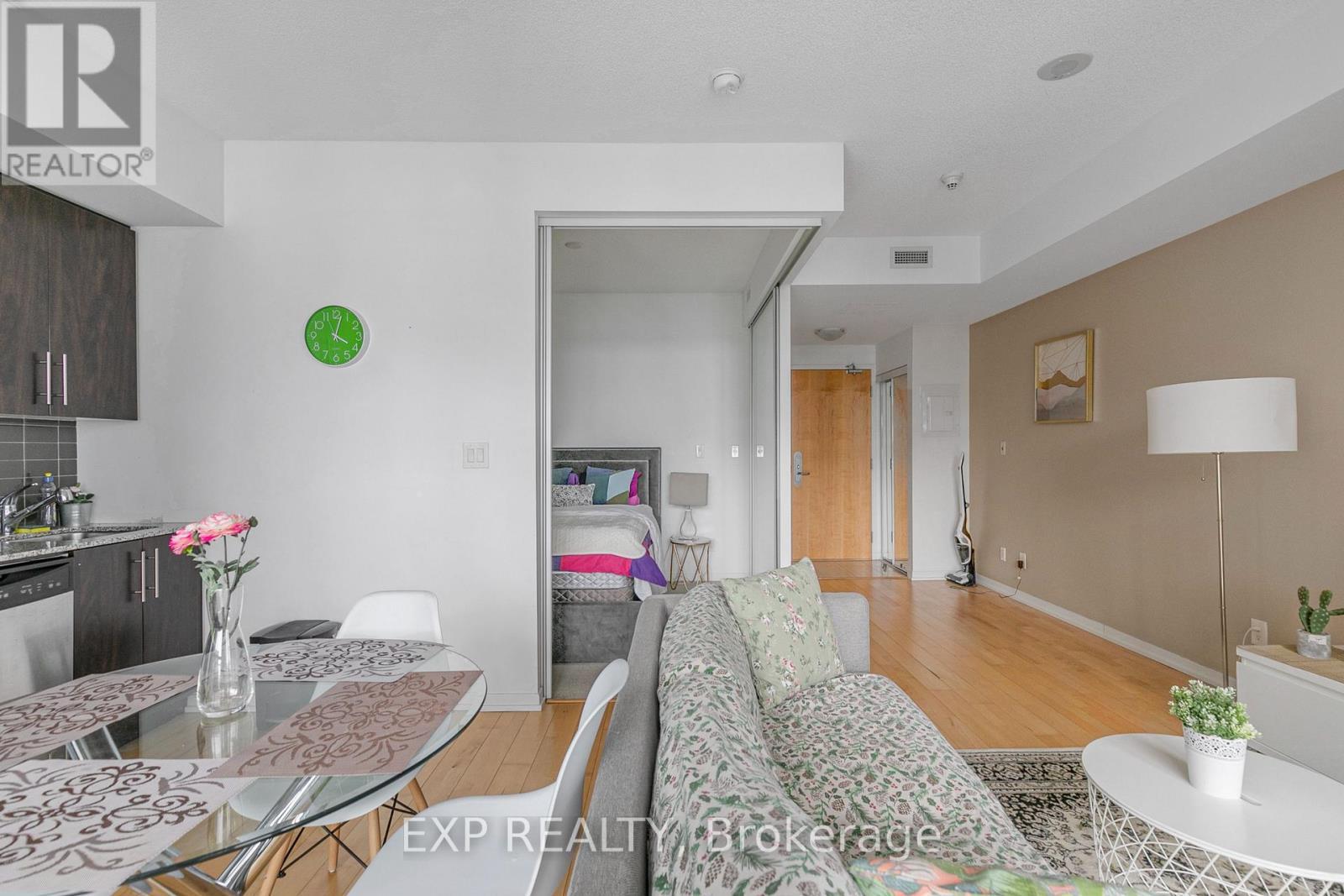 4311 - 65 Bremner Boulevard, Toronto, ON - Indoor