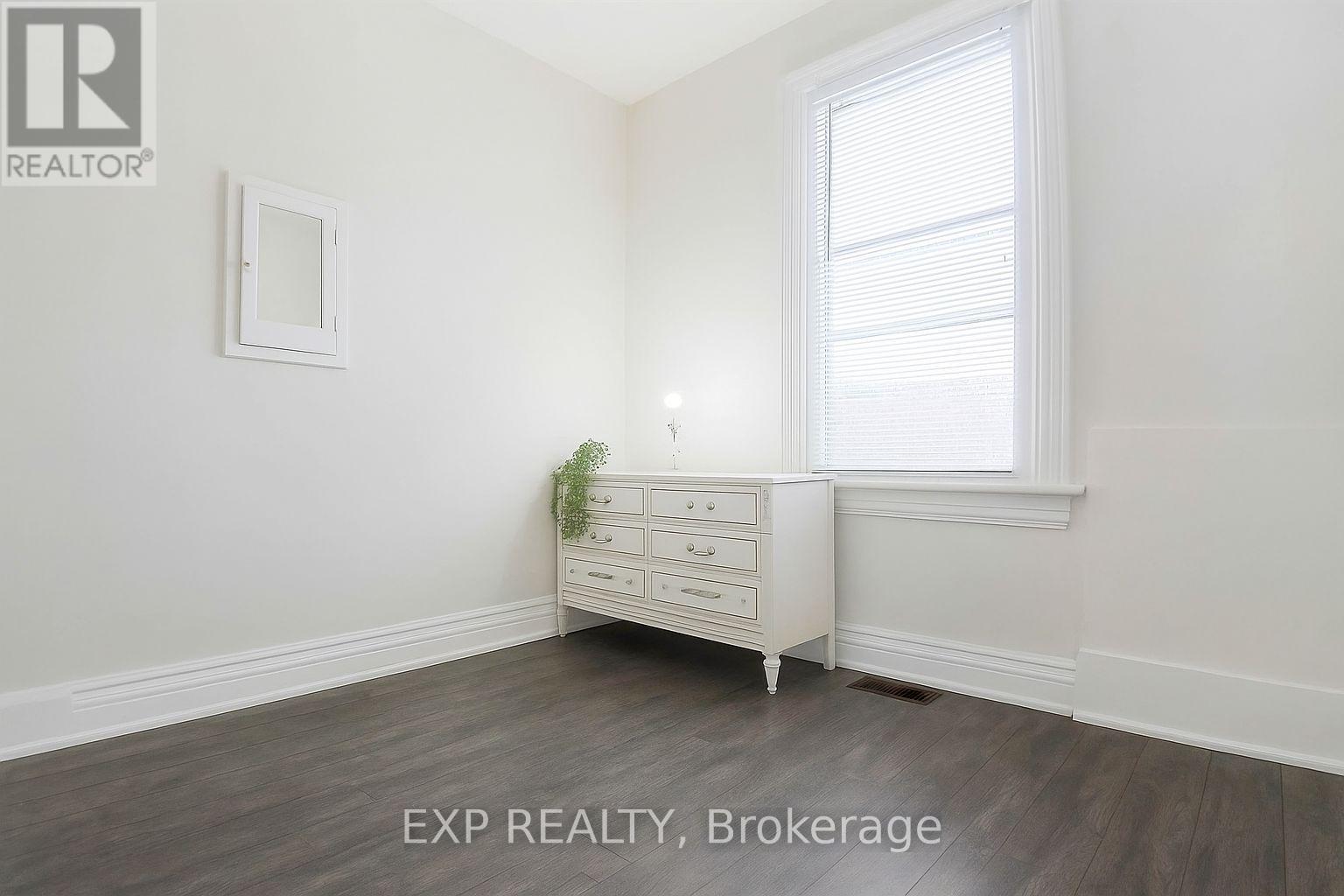 Main - 207 Gamble Avenue, Toronto, ON - Indoor Photo Showing Other Room