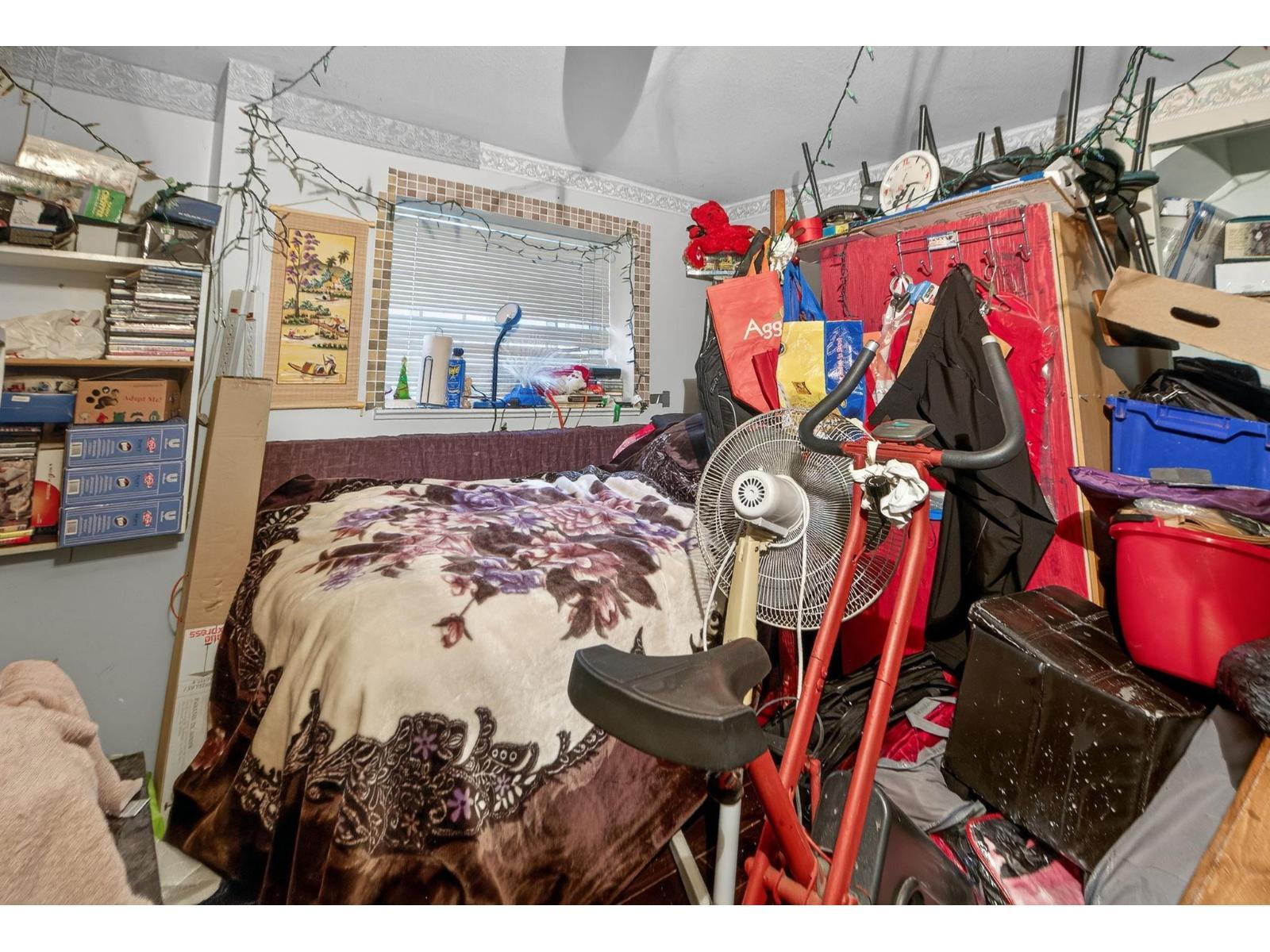 7576 140 Street, Surrey, BC - Indoor