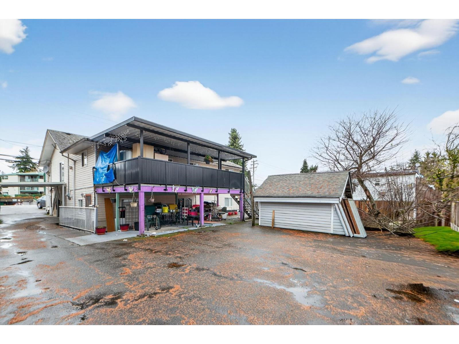 7576 140 Street, Surrey, BC - Outdoor