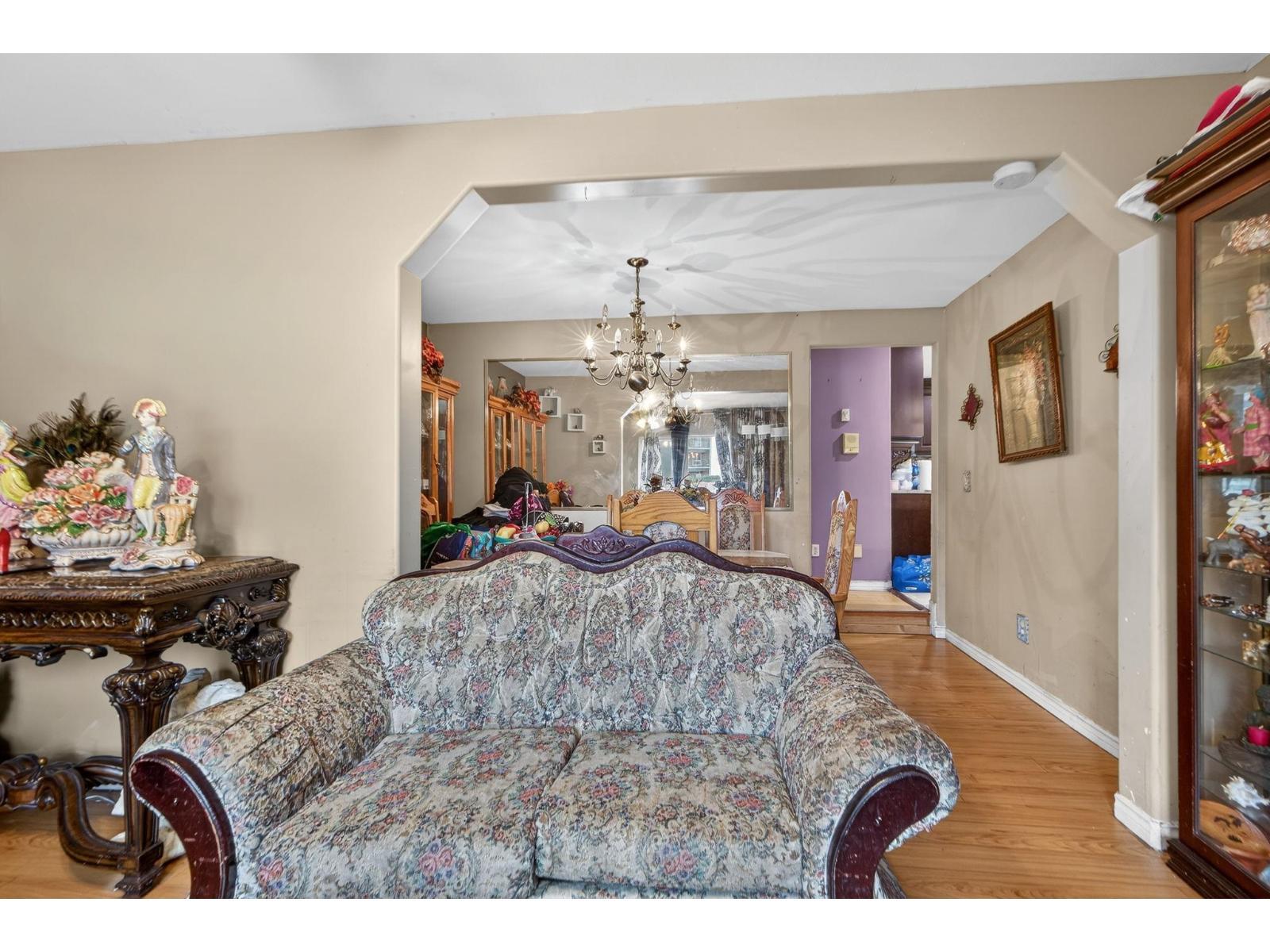 7576 140 Street, Surrey, BC - Indoor