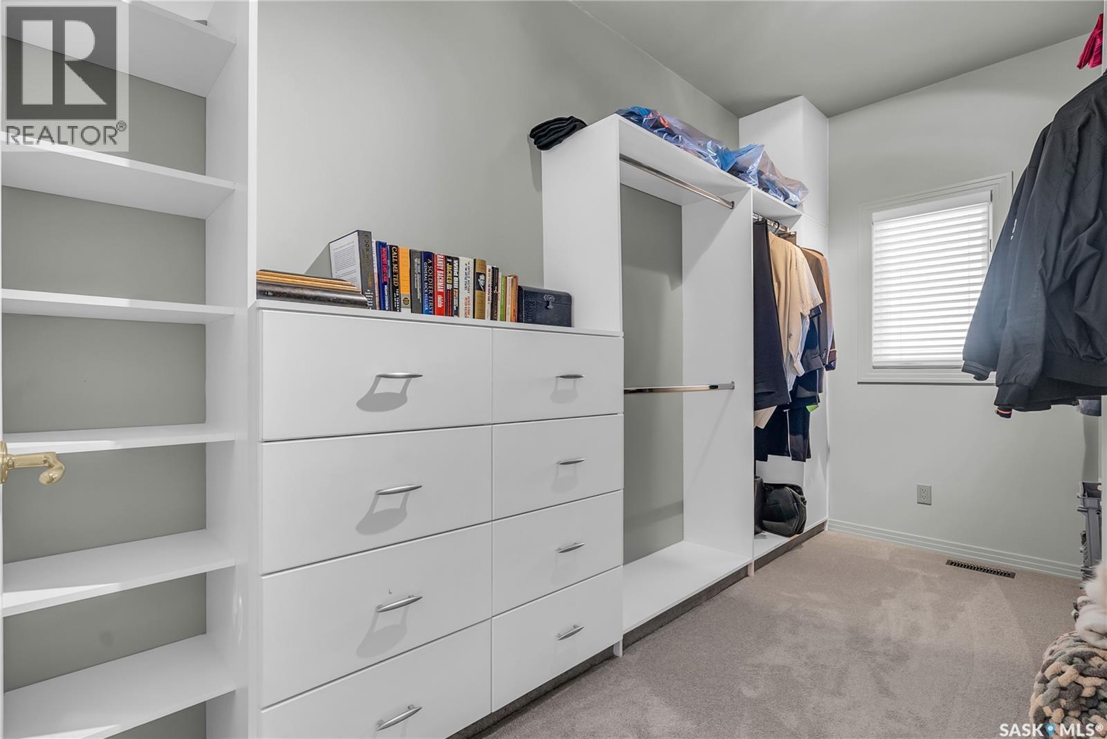 48 Cathedral Bluffs Road, Corman Park Rm No. 344, SK - Indoor With Storage