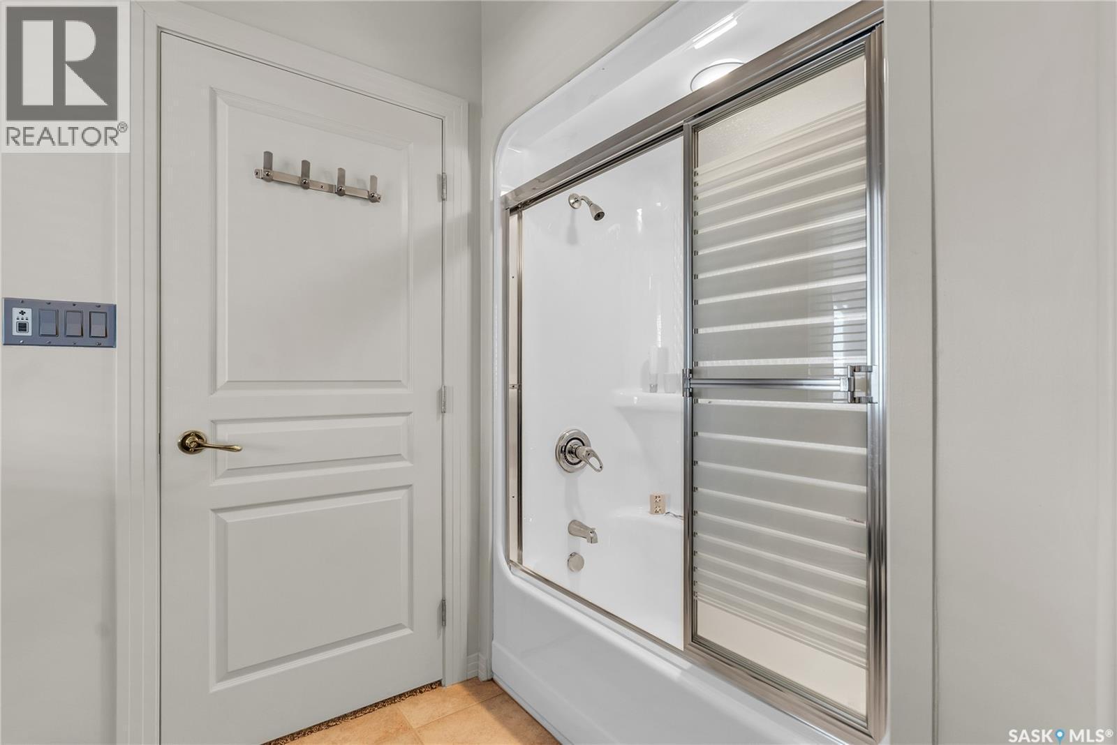 48 Cathedral Bluffs Road, Corman Park Rm No. 344, SK - Indoor