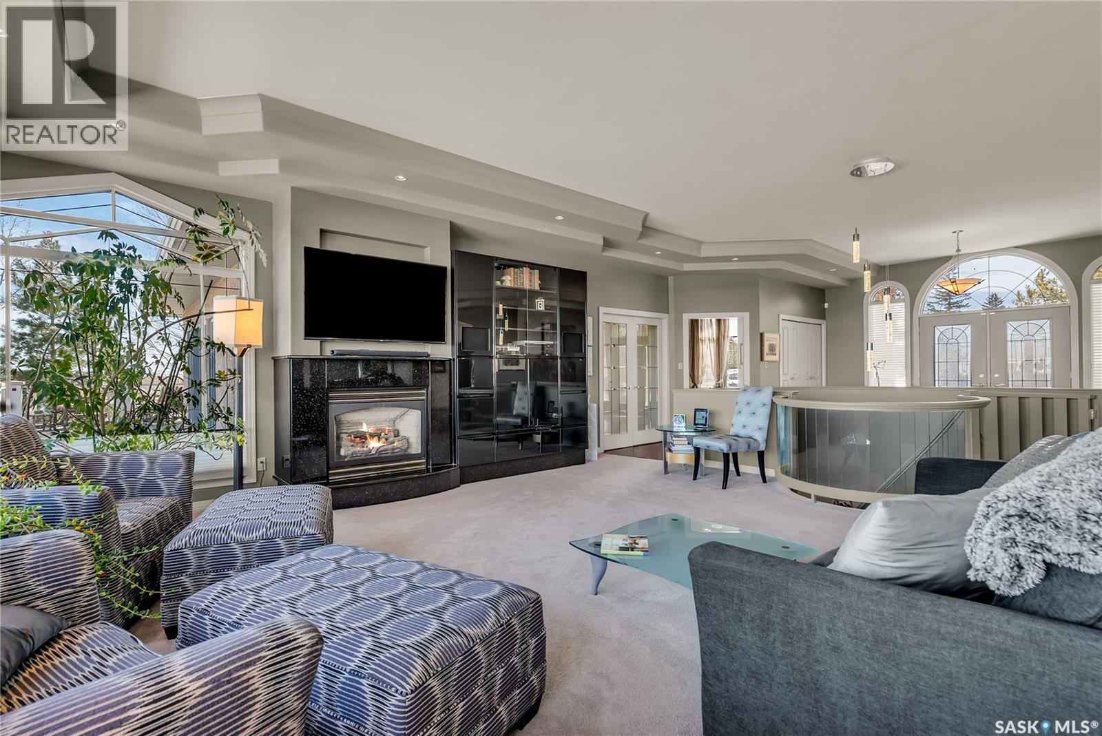 48 Cathedral Bluffs Road, Corman Park Rm No. 344, SK - Indoor Photo Showing Living Room With Fireplace