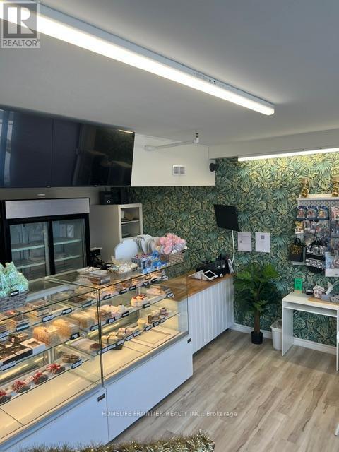 16 Wilstead Drive, Newmarket, ON