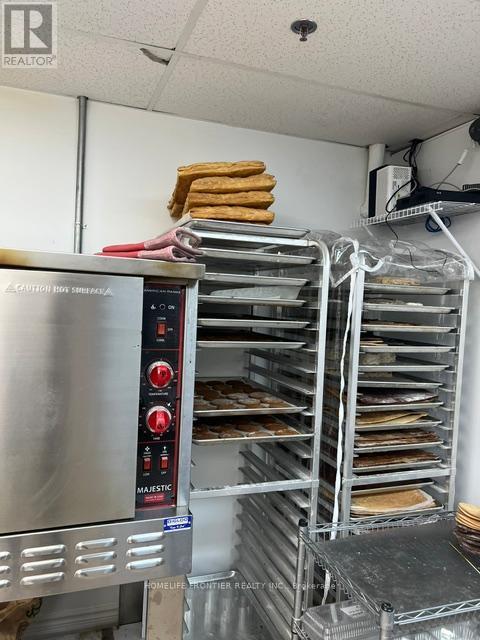 16 Wilstead Drive, Newmarket, ON