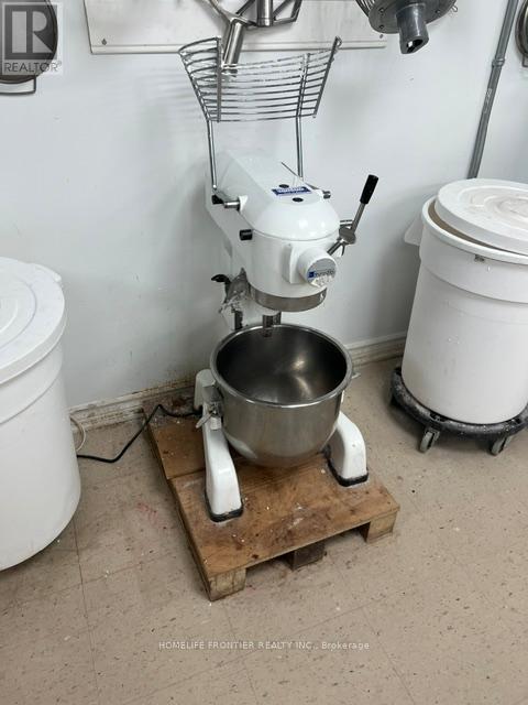 16 Wilstead Drive, Newmarket, ON