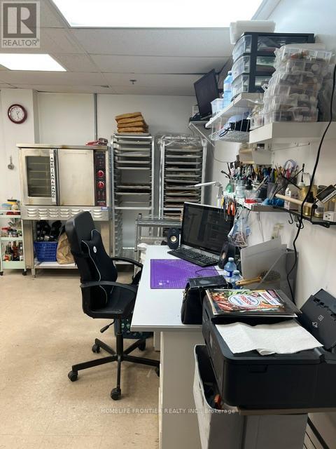 16 Wilstead Drive, Newmarket, ON