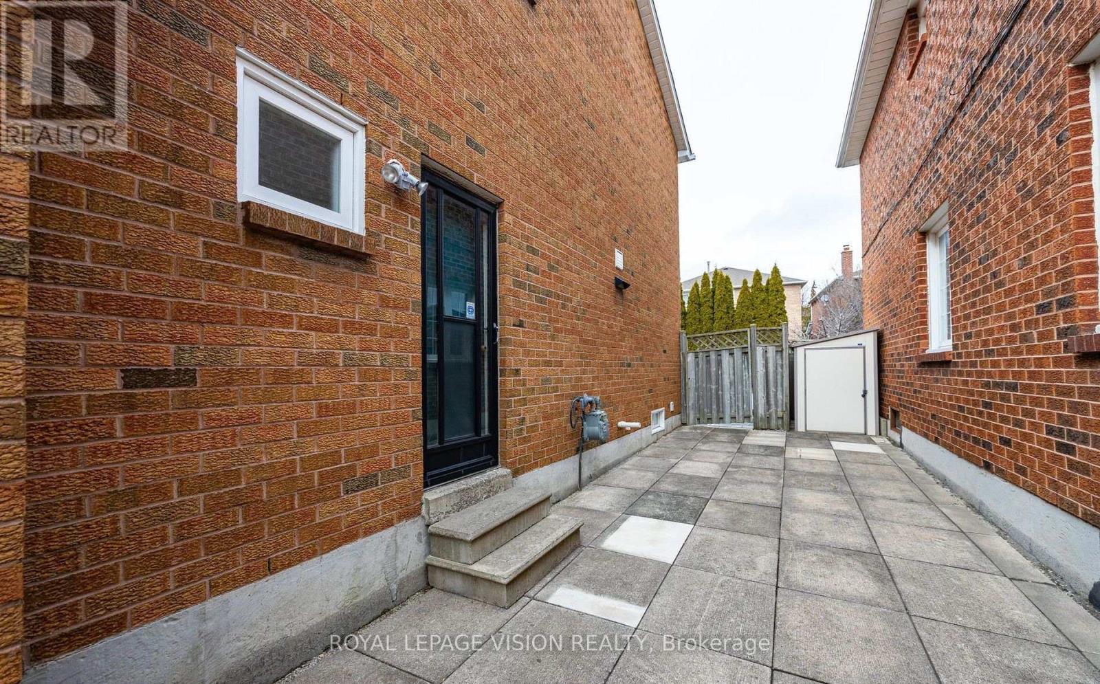 Basement - 108 Pentland Crescent, Vaughan, ON - Outdoor With Exterior