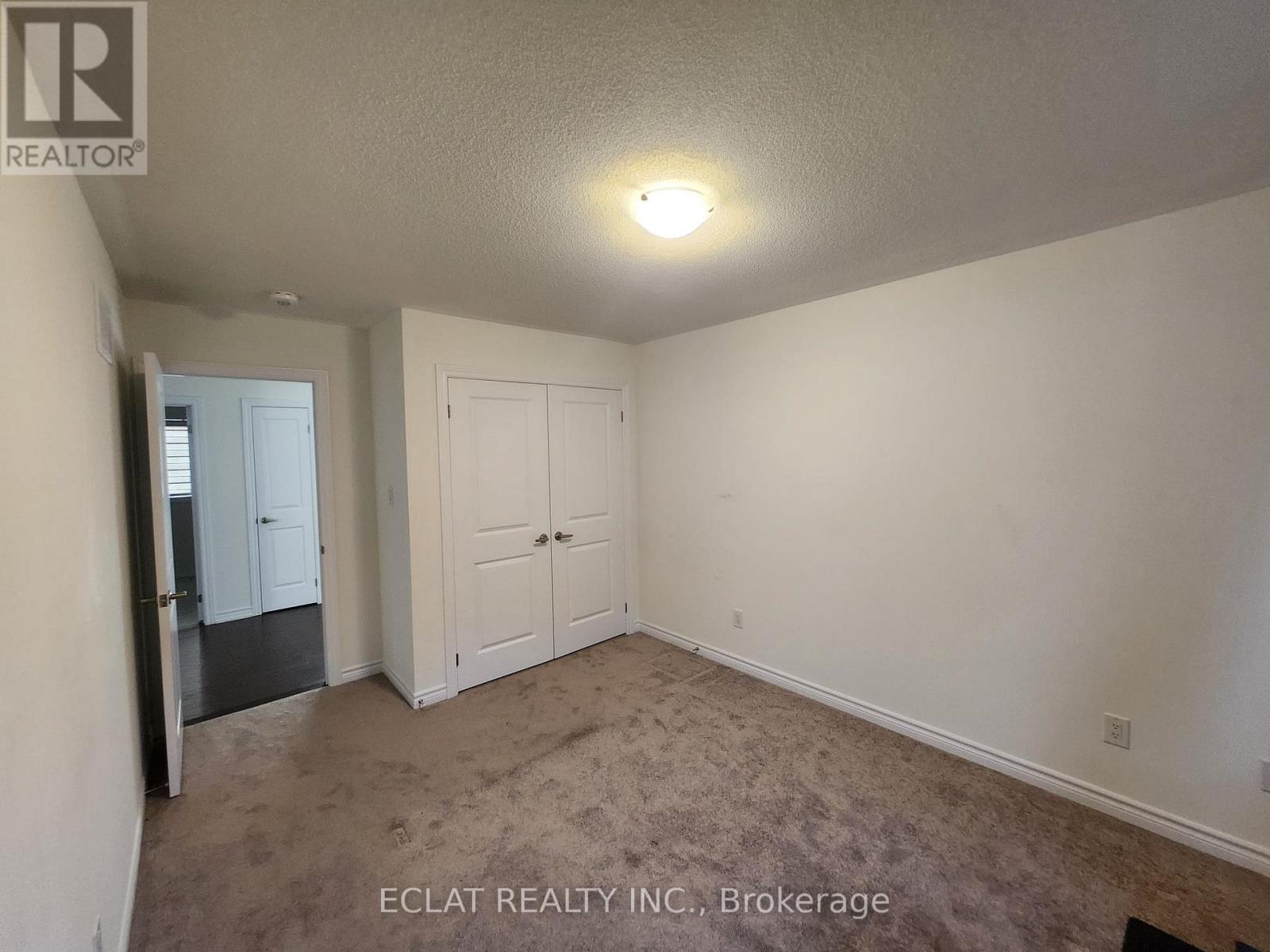 48 Simona Avenue, Wasaga Beach, ON - Indoor Photo Showing Other Room