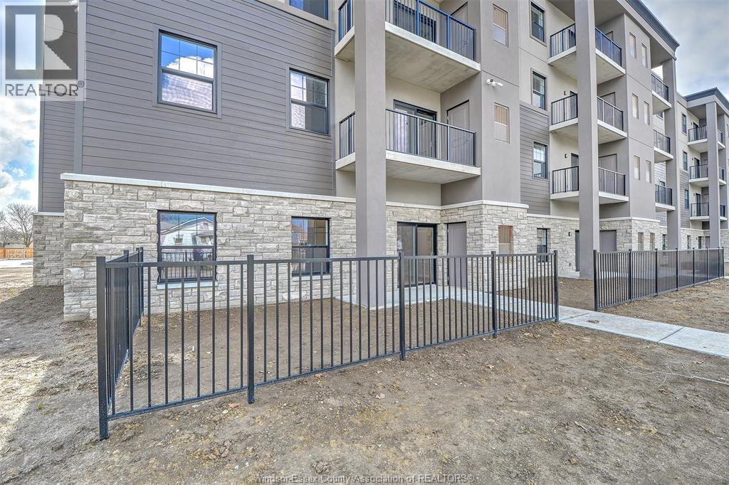 207 Brock Unit# 408, Amherstburg, ON - Outdoor With Balcony