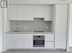 2401 - 4015 THE EXCHANGE Mississauga, ON L5B 0N9