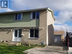 10390 SHENANDOAH Windsor, ON N8R 1B5