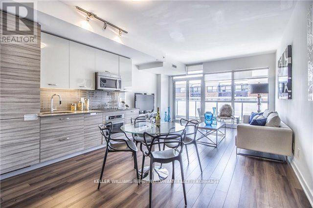 804 - 210 Simcoe Street, Toronto, ON - Indoor