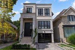 594 BROADWAY AVENUE Toronto, ON M4G 2S5