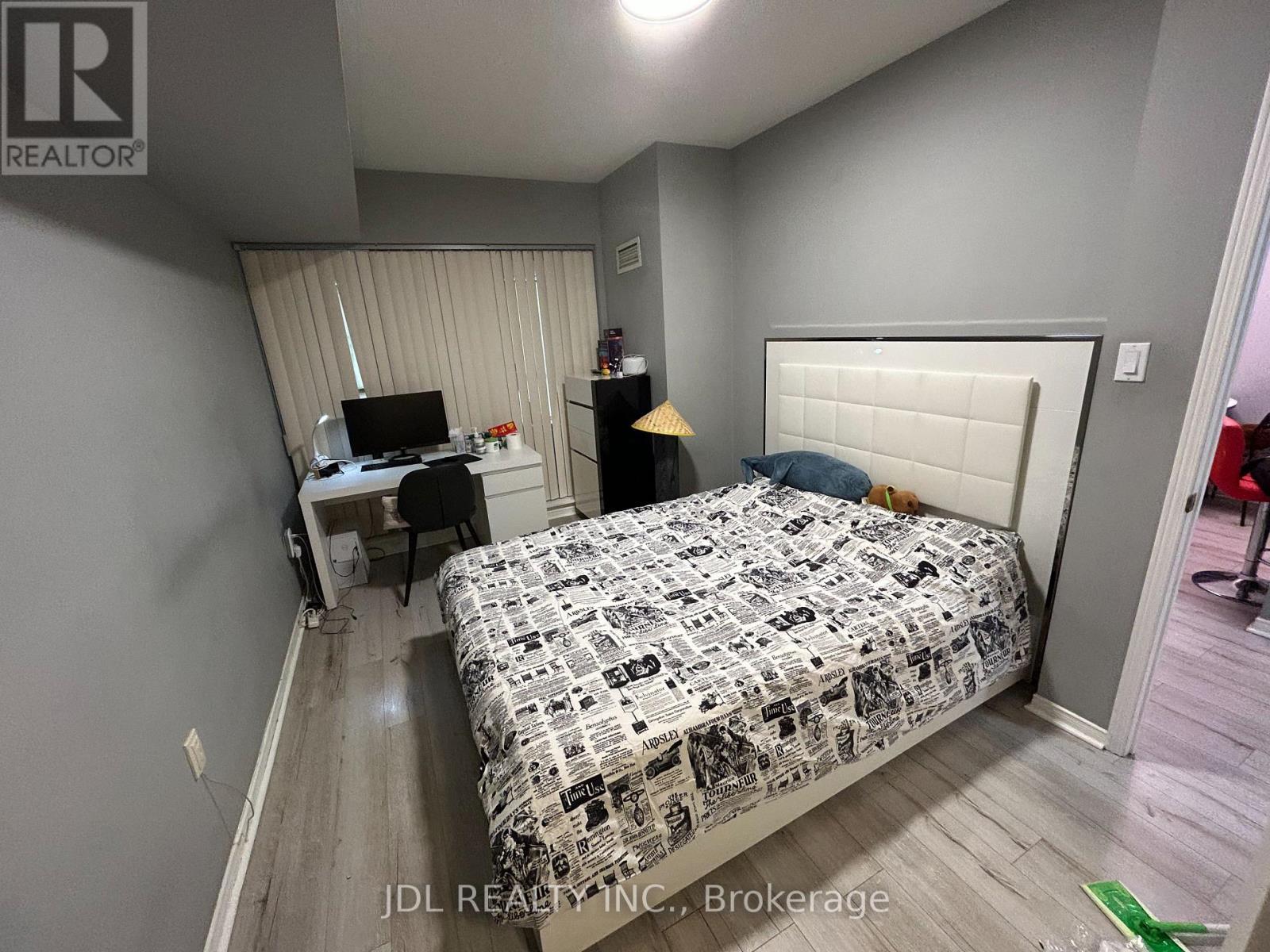 1610 - 887 Bay Street, Toronto, ON - Indoor Photo Showing Bedroom
