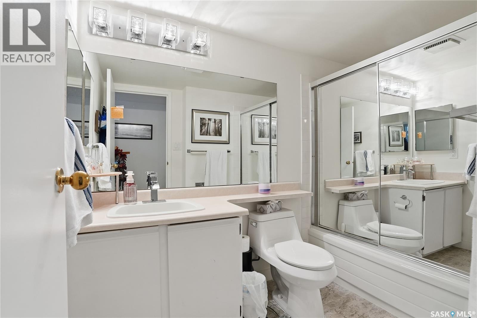 104 309A Cree Crescent, Saskatoon, SK - Indoor Photo Showing Bathroom