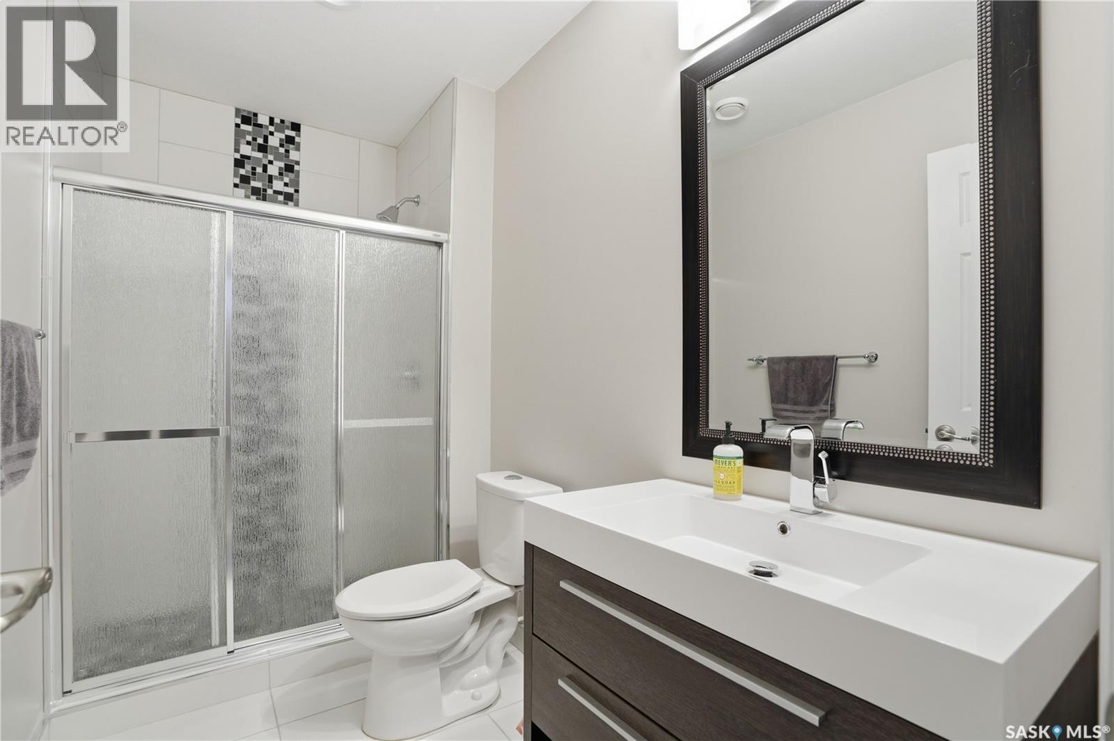 405 Golden Willow Way, Warman, SK - Indoor Photo Showing Bathroom