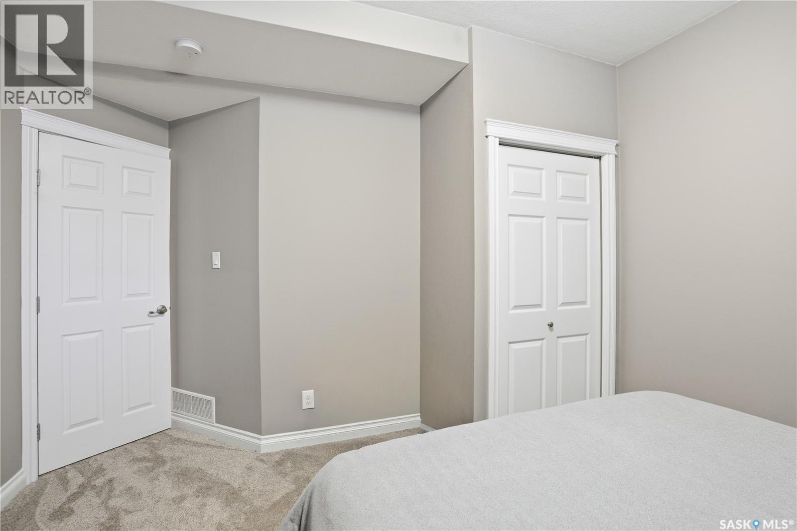 405 Golden Willow Way, Warman, SK - Indoor Photo Showing Bedroom