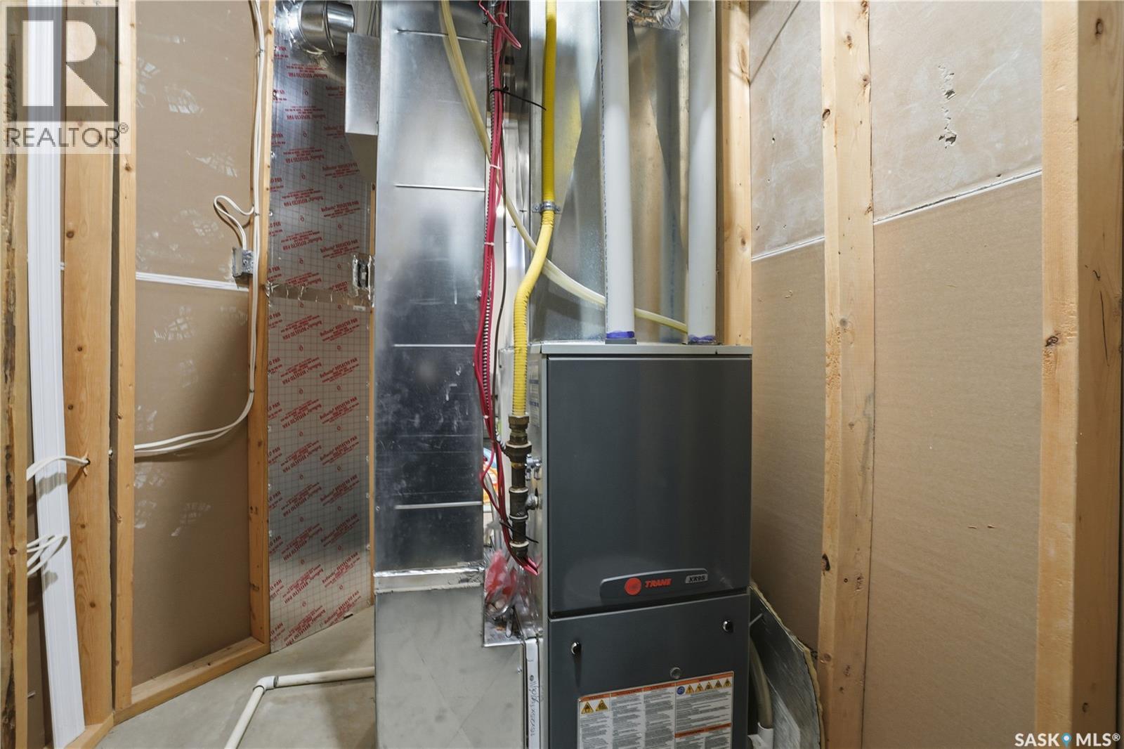 405 Golden Willow Way, Warman, SK - Indoor Photo Showing Basement