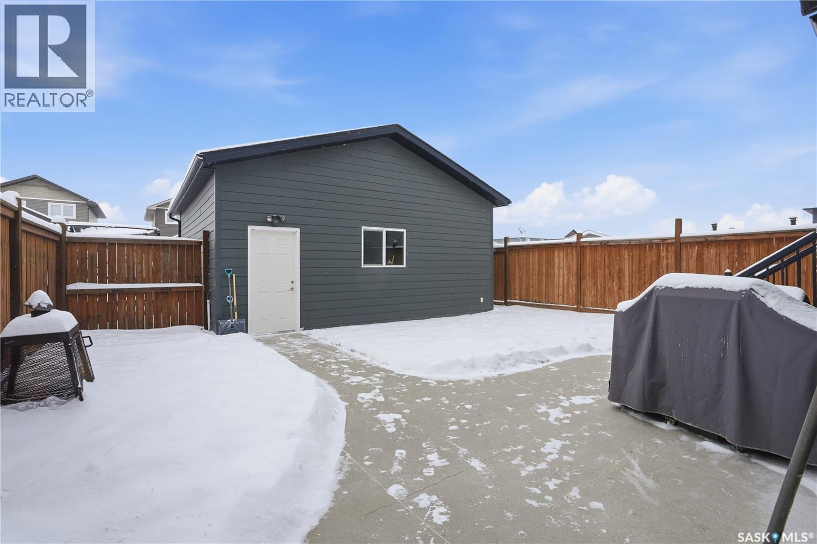 405 Golden Willow Way, Warman, SK - Outdoor With Exterior