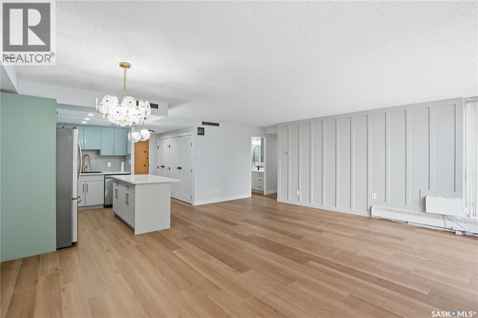 602 315 5Th Avenue N, Saskatoon, SK - Indoor Photo Showing Kitchen