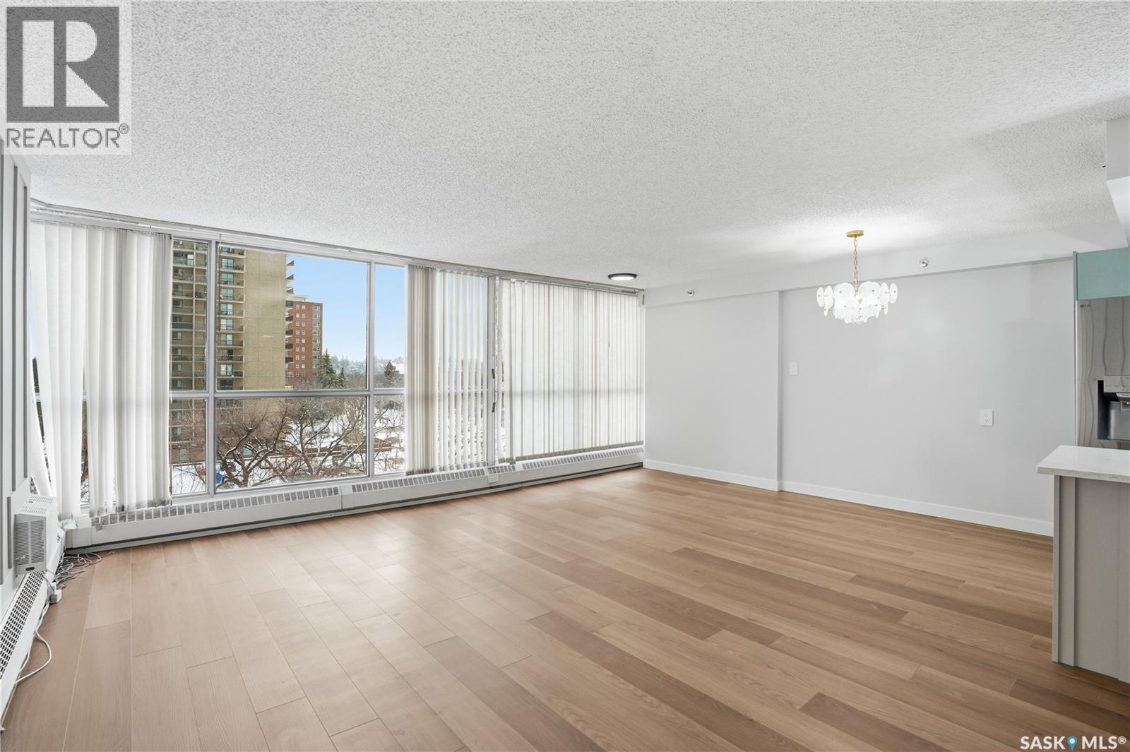 602 315 5Th Avenue N, Saskatoon, SK - Indoor