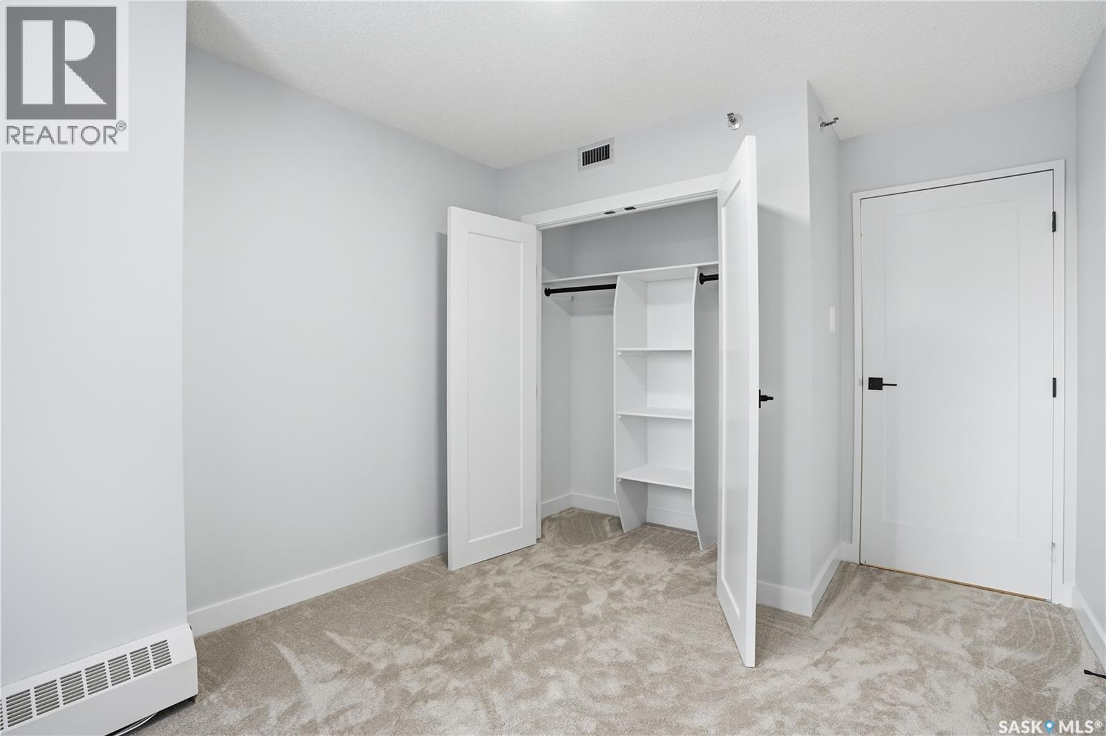 602 315 5Th Avenue N, Saskatoon, SK - Indoor Photo Showing Other Room