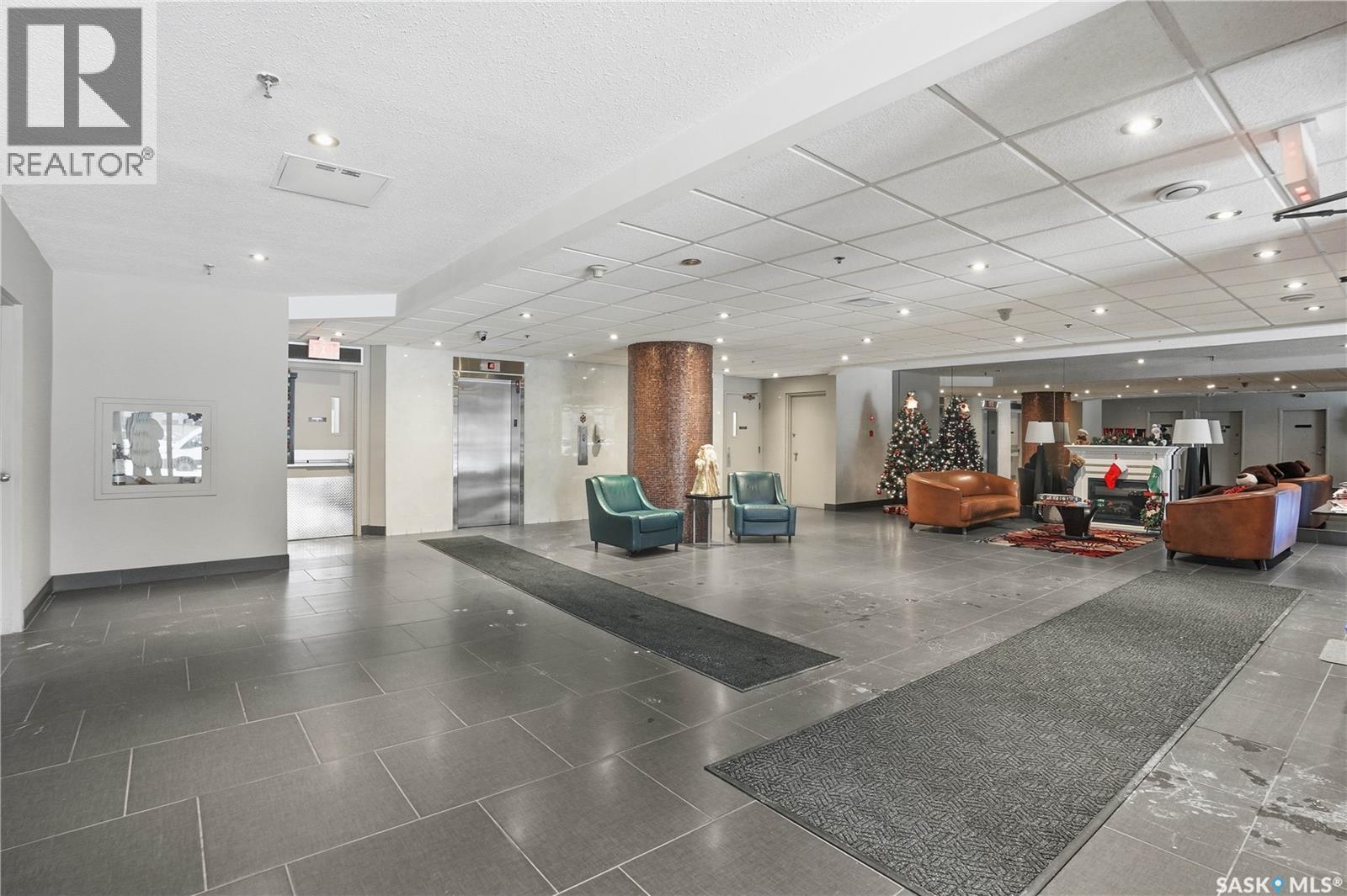 602 315 5Th Avenue N, Saskatoon, SK - Indoor Photo Showing Other Room