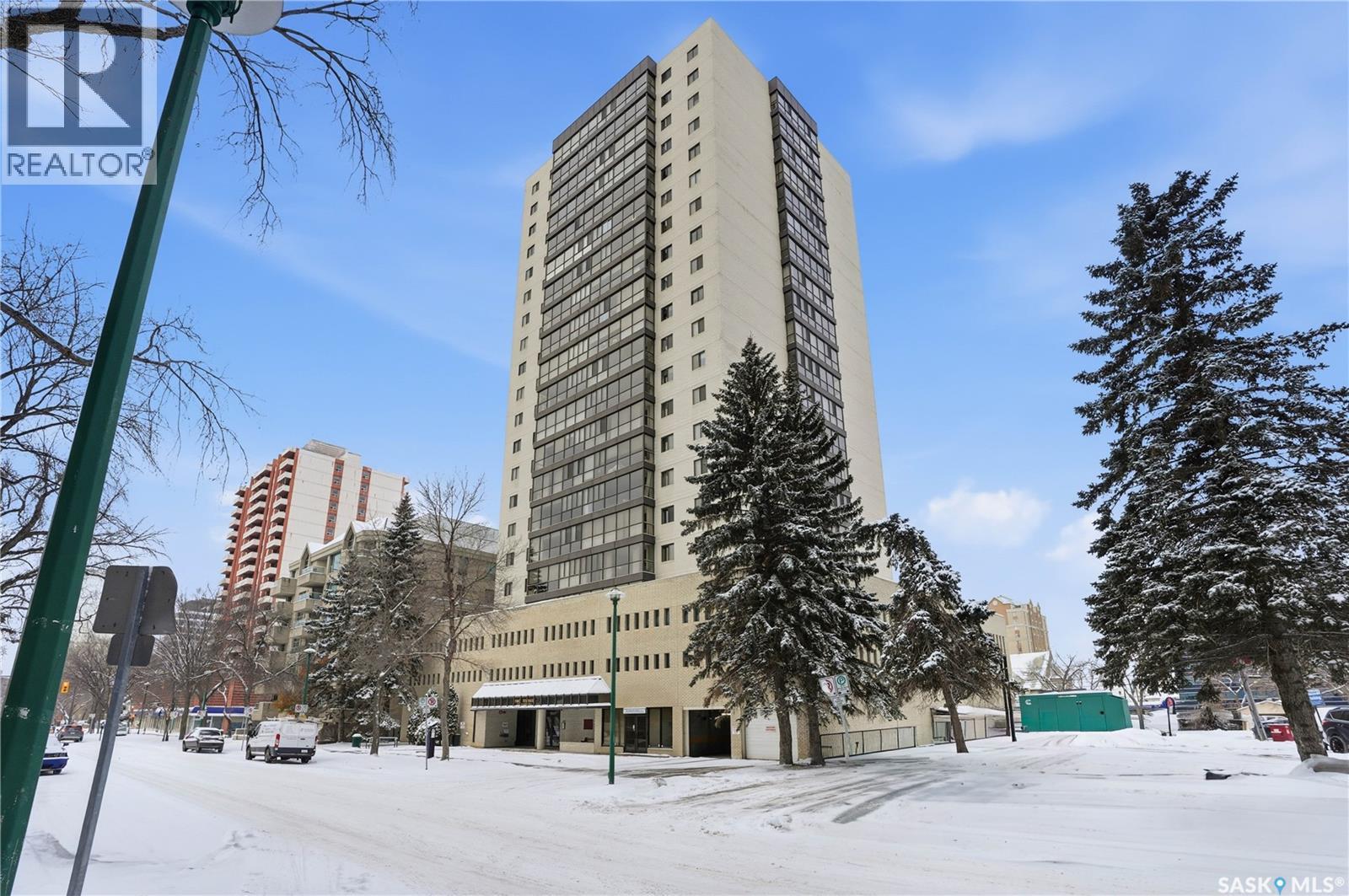 602 315 5Th Avenue N, Saskatoon, SK - Outdoor With Facade