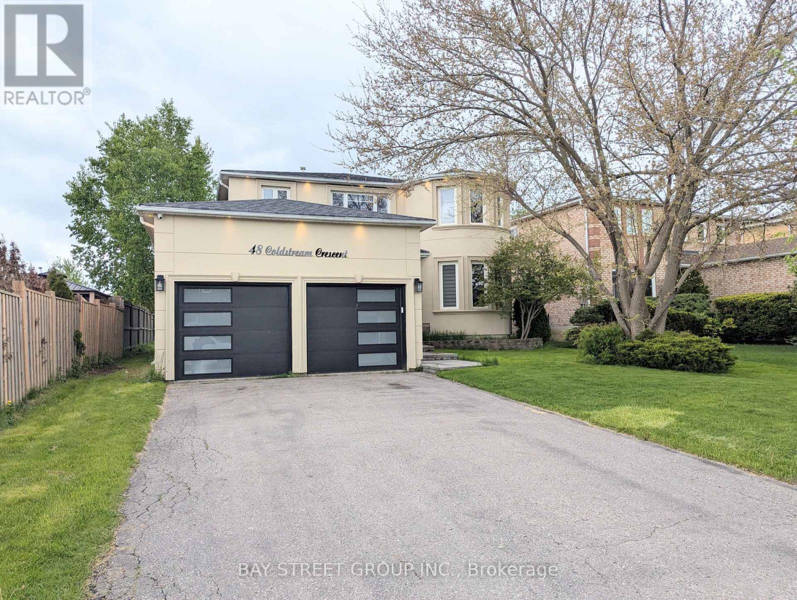 48 Coldstream Crescent, Richmond Hill, ON - Outdoor