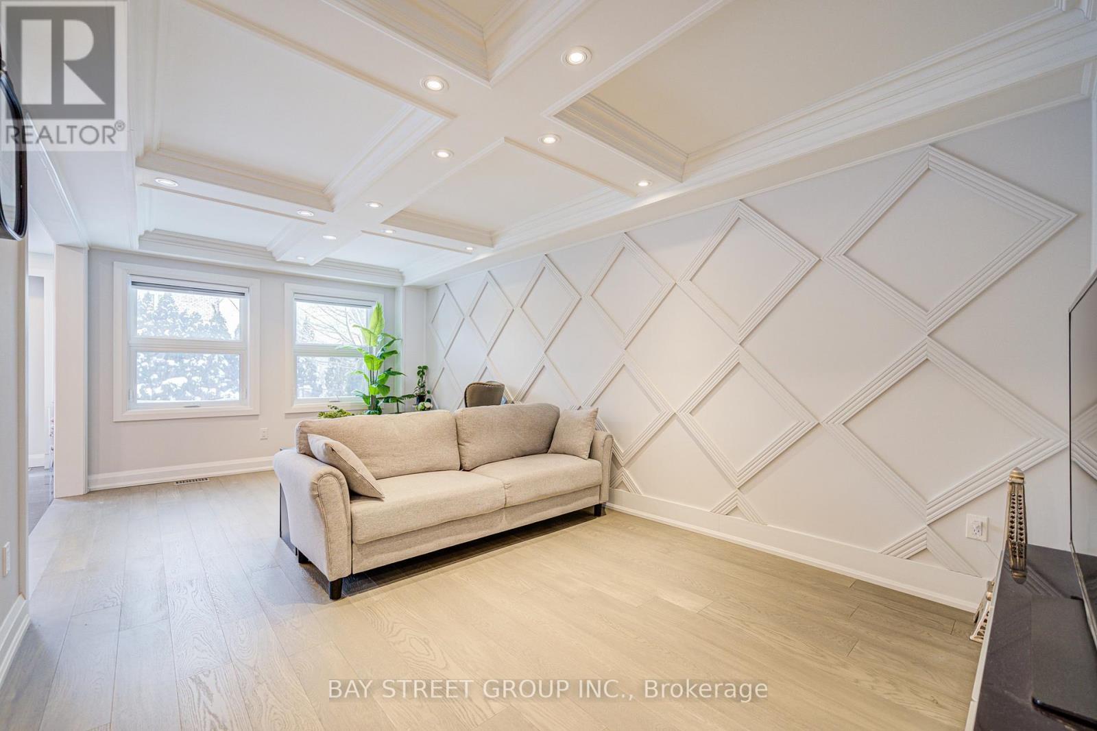 48 Coldstream Crescent, Richmond Hill, ON - Indoor