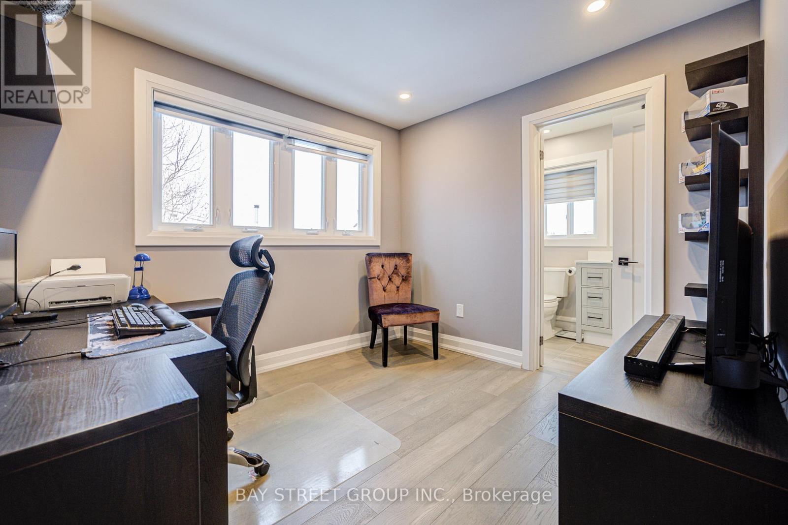 48 Coldstream Crescent, Richmond Hill, ON - Indoor Photo Showing Office