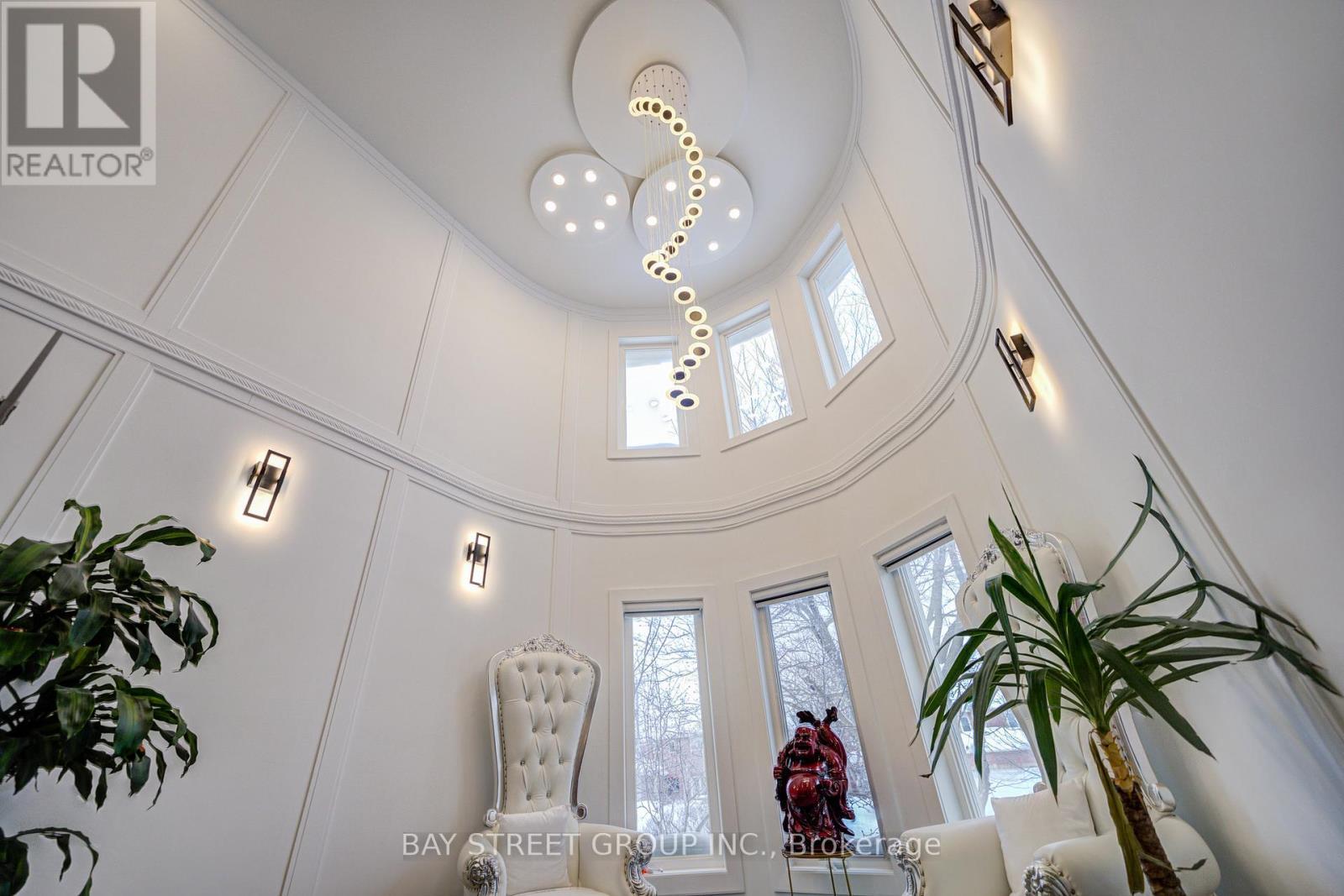 48 Coldstream Crescent, Richmond Hill, ON - Indoor Photo Showing Other Room